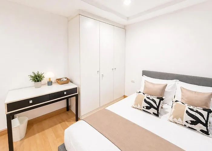 Elegant Vintage 3br Family Sathorn 公寓 *