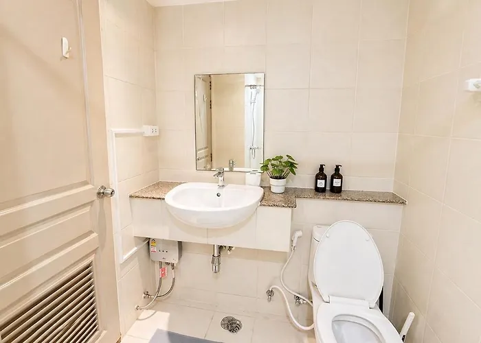 Elegant Vintage 3br Family Sathorn 公寓